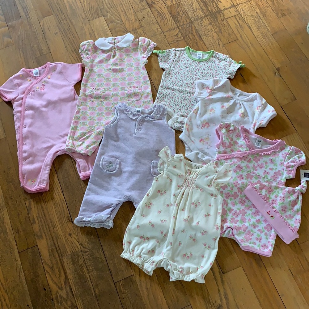 Baby Gap 0-3 Girls Bundle